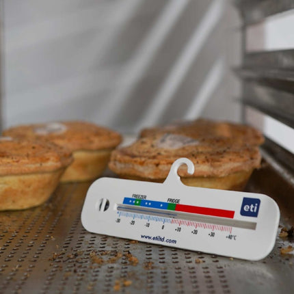 Refrigerator thermometer